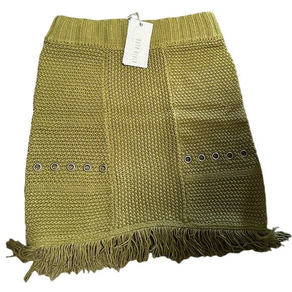 Moon River Anthropologie Knit Fringe Grommet Skirt, Olive Green, Medium, NWT - Picture 2 of 8